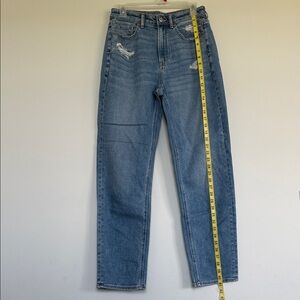 American Eagle Outfitters High Rise Distressed Blue Jeans